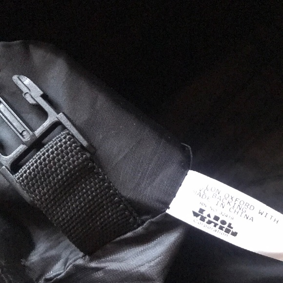 Travel Tote - Picture 7 of 7